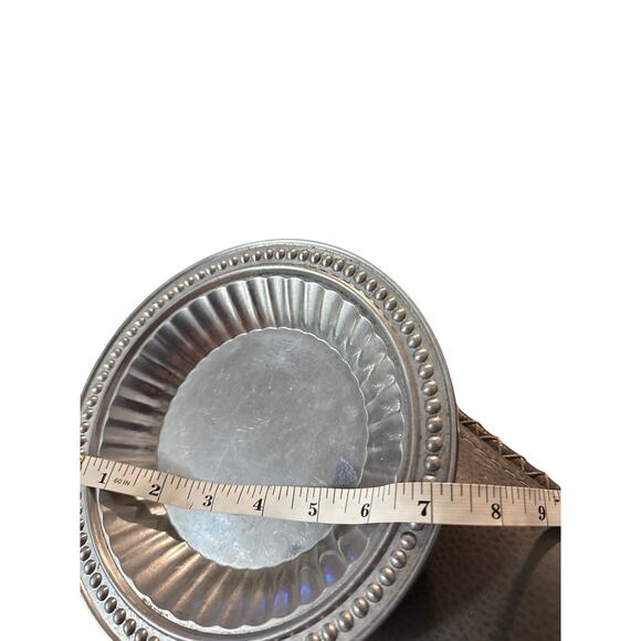 Wilton Armetale Flutes and Pearls Small Round Bowl - Picture 3 of 4